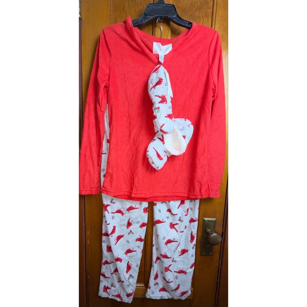 NWT Goodnight Kiss Pajama Set with Slippers Size S